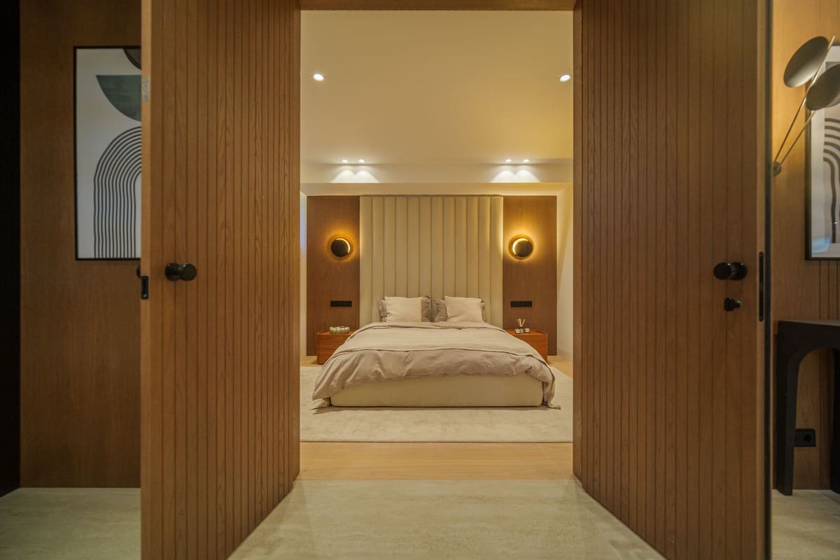 4 bedroom Villa for sale in Marbesa with pool garage - € 4,000,000 (Ref: 9733937)