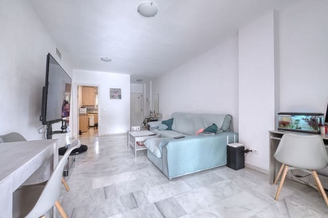 2 chambre Appartement à vendre à La Reserva, Marbella avec piscine garage - 325 000 € (Ref: 9782502)