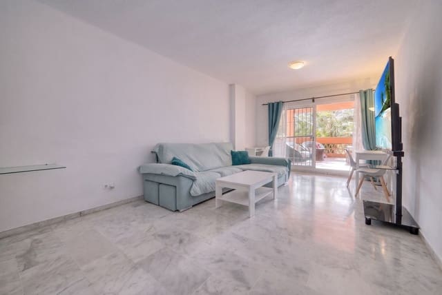 2 chambre Appartement à vendre à La Reserva, Marbella avec piscine garage - 325 000 € (Ref: 9782502)