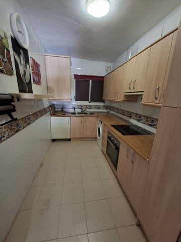 Apartamento de 2 habitaciones en La Reserva, Marbella en venta con piscina garaje - 299.000 € (Ref: 9789792)