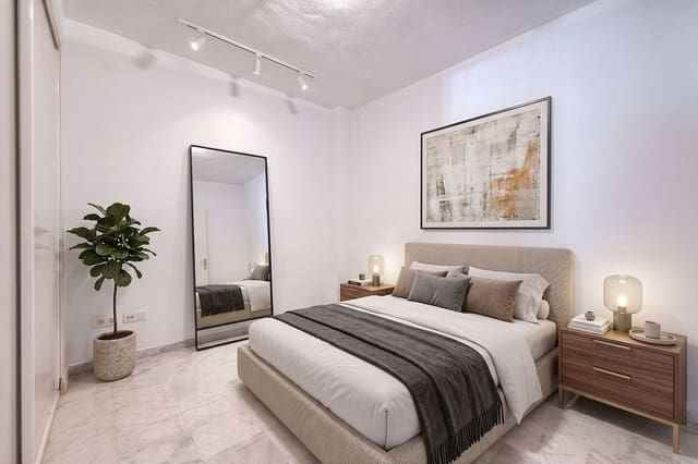 2 chambre Appartement à vendre à La Reserva, Marbella avec piscine garage - 299 000 € (Ref: 9789792)