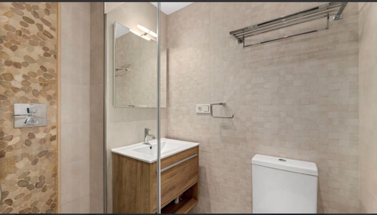 2 sovrum Lägenhet till salu i Golden Mile med pool - 695 000 € (Ref: 9809829)