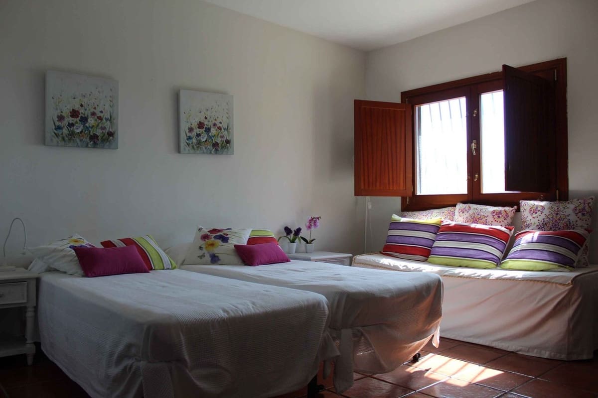 10 camera da letto Villa in vendita in El Rosario con piscina garage - 2.650.000 € (Rif: 9824052)
