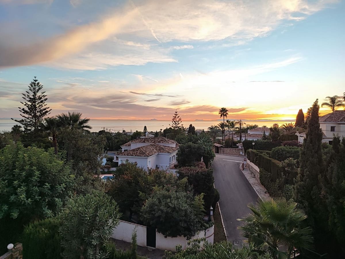 10 camera da letto Villa in vendita in El Rosario con piscina garage - 2.650.000 € (Rif: 9824052)