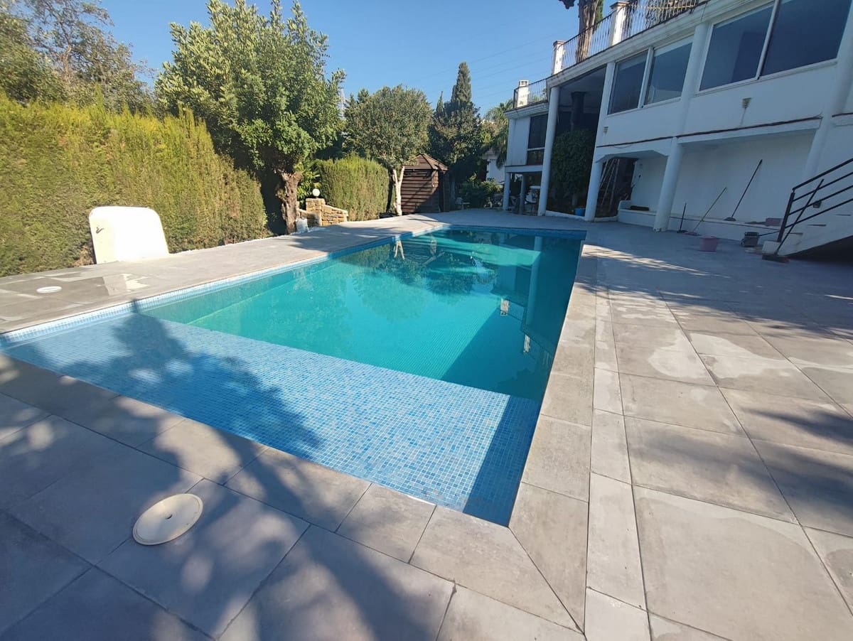 10 camera da letto Villa in vendita in El Rosario con piscina garage - 2.650.000 € (Rif: 9824052)