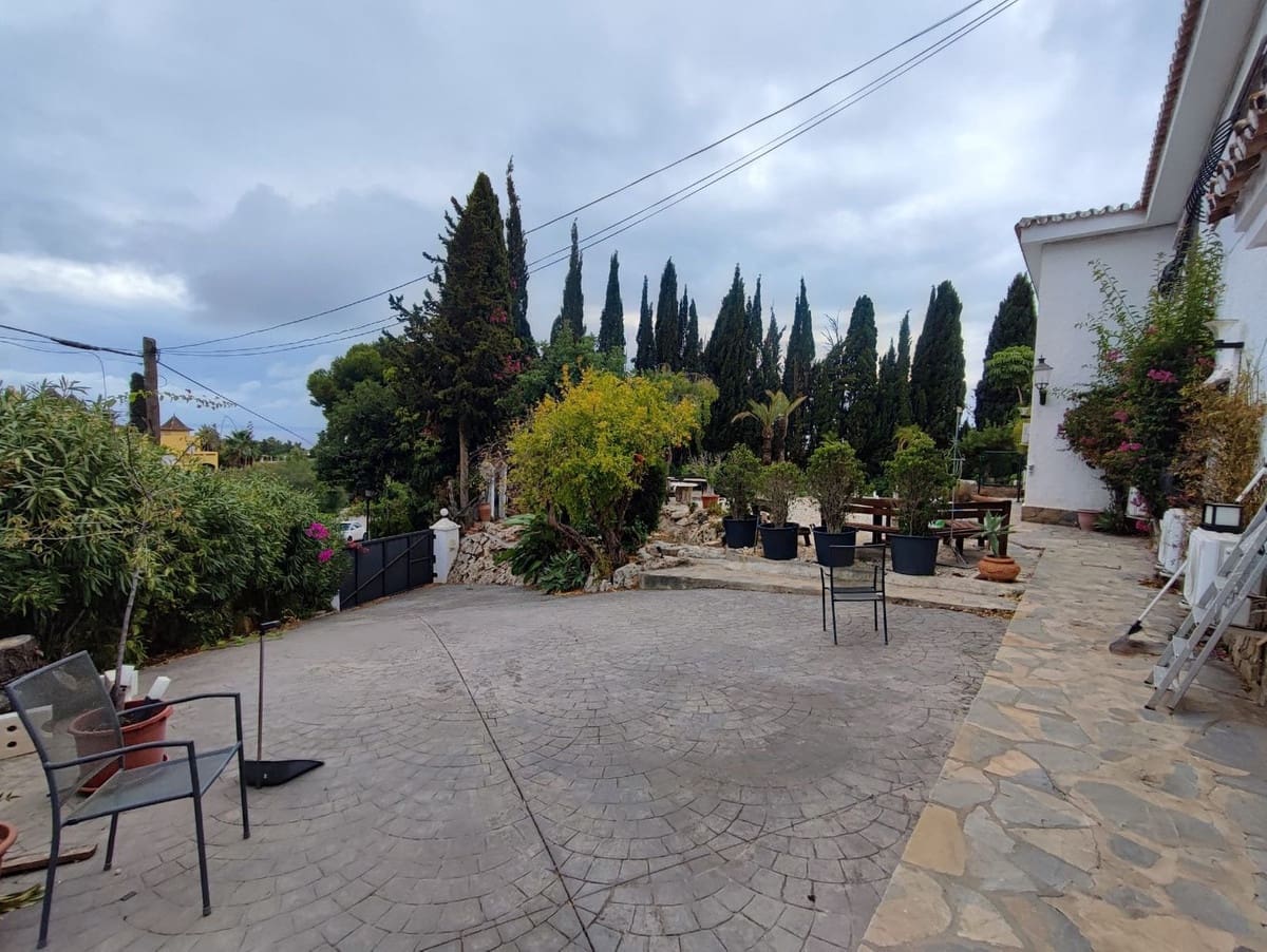 10 camera da letto Villa in vendita in El Rosario con piscina garage - 2.650.000 € (Rif: 9824052)