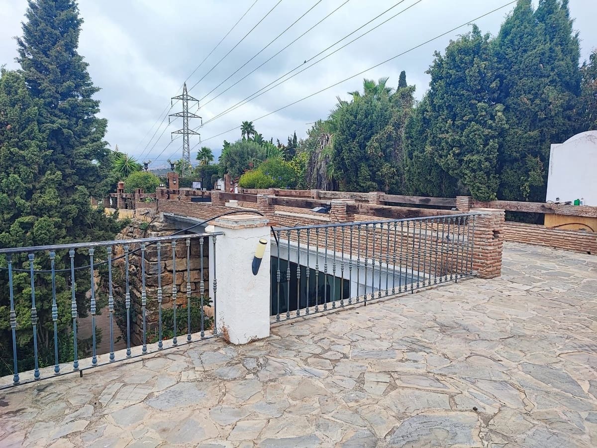 10 camera da letto Villa in vendita in El Rosario con piscina garage - 2.650.000 € (Rif: 9824052)
