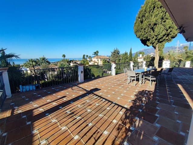 10 camera da letto Villa in vendita in El Rosario, Marbella con piscina garage - 2.650.000 € (Rif: 9824052)