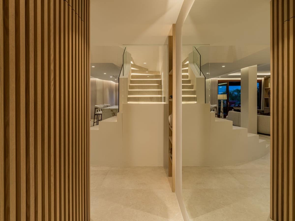 3 bedroom Apartment for sale in New Golden Mile with pool garage - € 4,995,000 (Ref: 9830303)