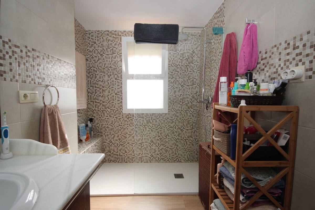 3 chambre Maison de Ville à vendre à Marbella avec piscine garage - 628 000 € (Ref: 9841744)