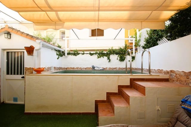 3 Zimmer Haus zu verkaufen in Marbella mit Pool Garage - 628.000 € (Ref: 9841744)