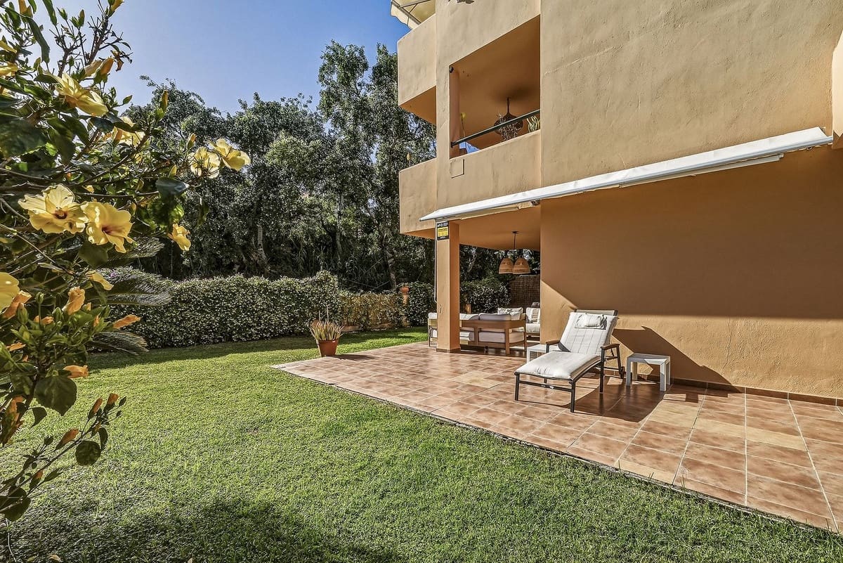 2 bedroom Apartment for sale in Las Chapas with pool garage - € 530,000 (Ref: 9850766)