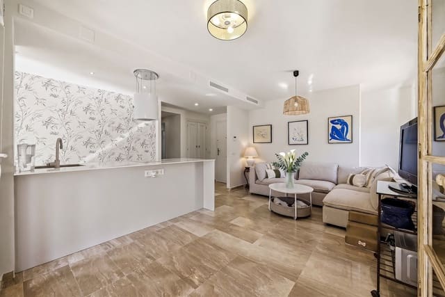 2 slaapkamer Appartement te koop in Las Chapas, Marbella met zwembad garage - € 530.000 (Ref: 9850766)