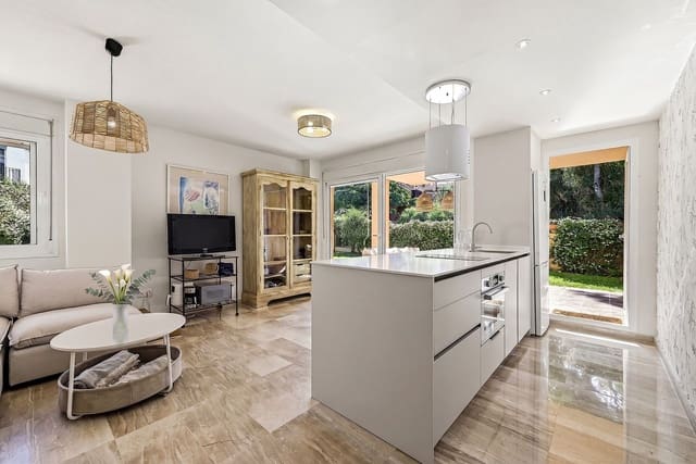 2 slaapkamer Appartement te koop in Las Chapas, Marbella met zwembad garage - € 530.000 (Ref: 9850766)