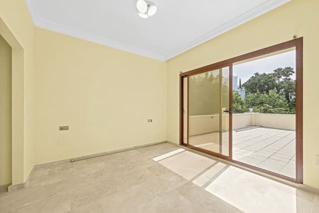 4 soverom Villa til salgs i Hacienda Las Chapas, Marbella med svømmebasseng garasje - € 1 600 000 (Ref: 9922886)