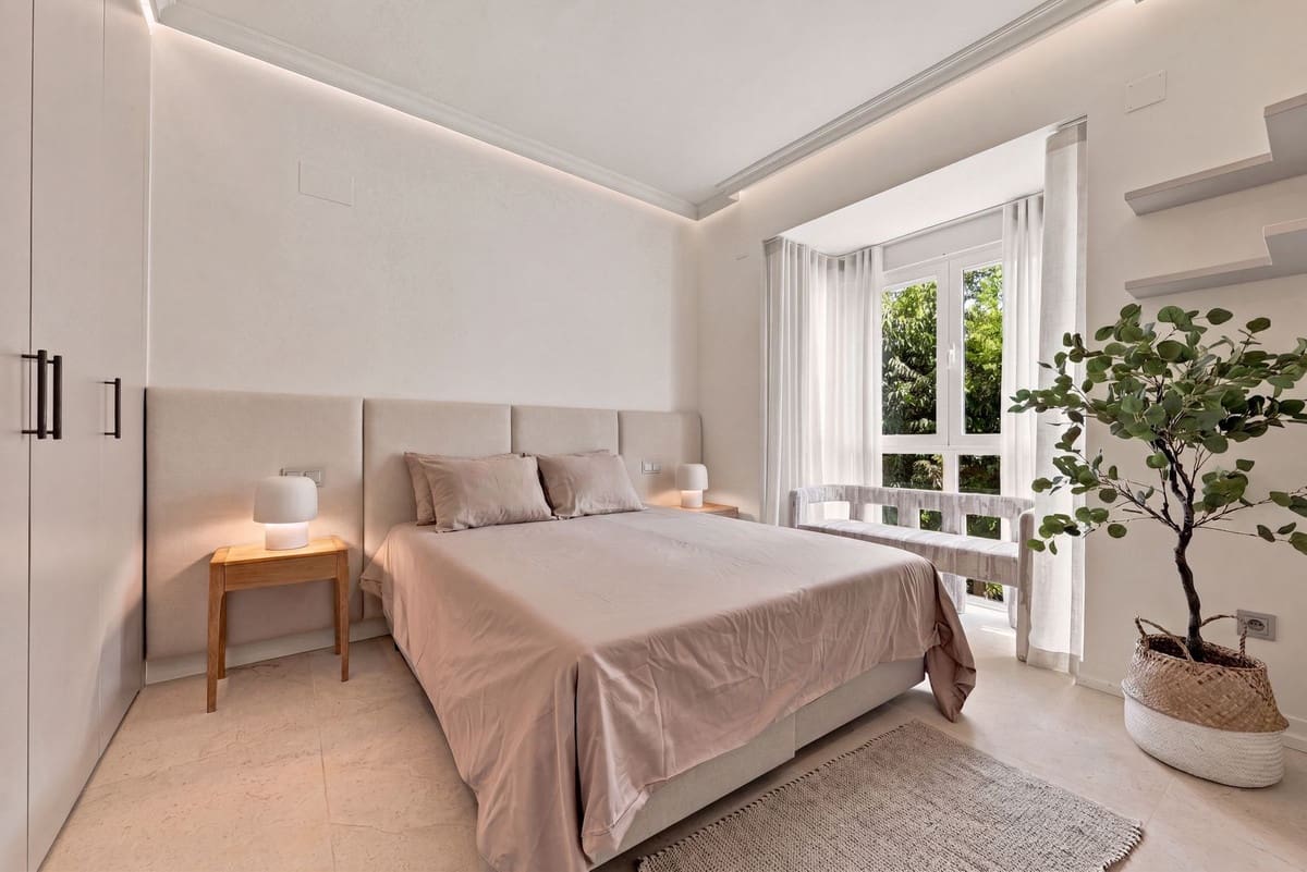 3 soveværelse Byhus til salg i Bahia de Marbella med swimmingpool garage - € 1.725.000 (Ref: 9946746)