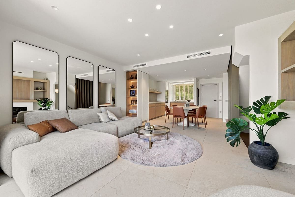 3 bedroom Townhouse for sale in Bahia de Marbella with pool garage - € 1,725,000 (Ref: 9946746)