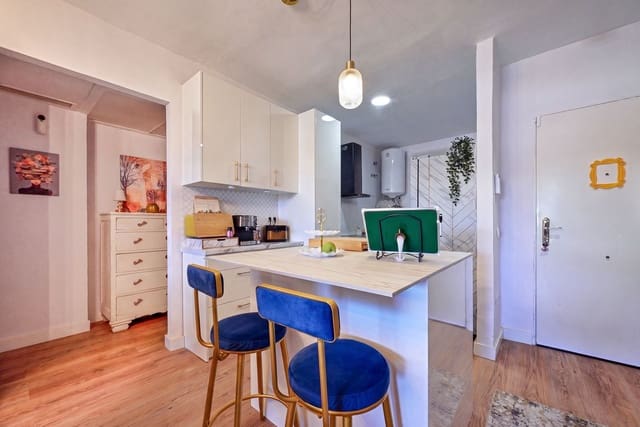 2 sovrum Lägenhet till salu i La Reserva, Marbella med pool garage - 346 000 € (Ref: 9953437)