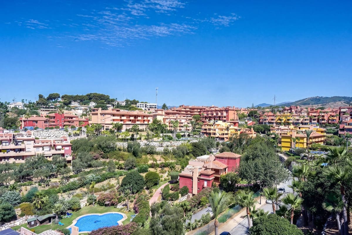 2 sovrum Lägenhet till salu i La Reserva med pool garage - 346 000 € (Ref: 9953437)