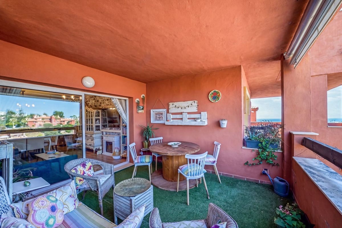 2 sovrum Lägenhet till salu i La Reserva med pool garage - 346 000 € (Ref: 9953437)