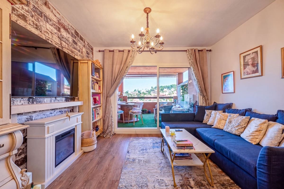 2 sovrum Lägenhet till salu i La Reserva med pool garage - 346 000 € (Ref: 9953437)