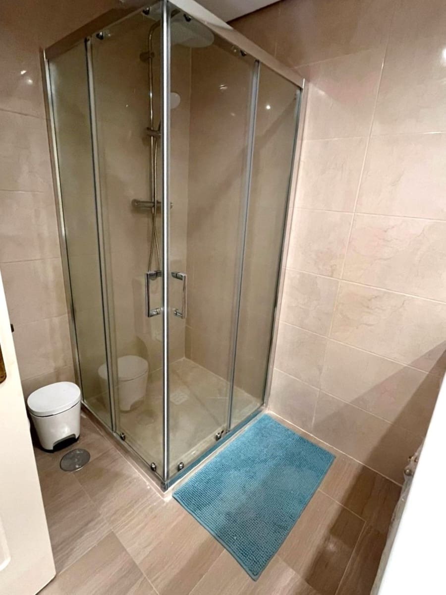 3 sypialnia Apartament na sprzedaż w Bahia de Marbella z basenem - 650 000 € (Ref: 9973837)