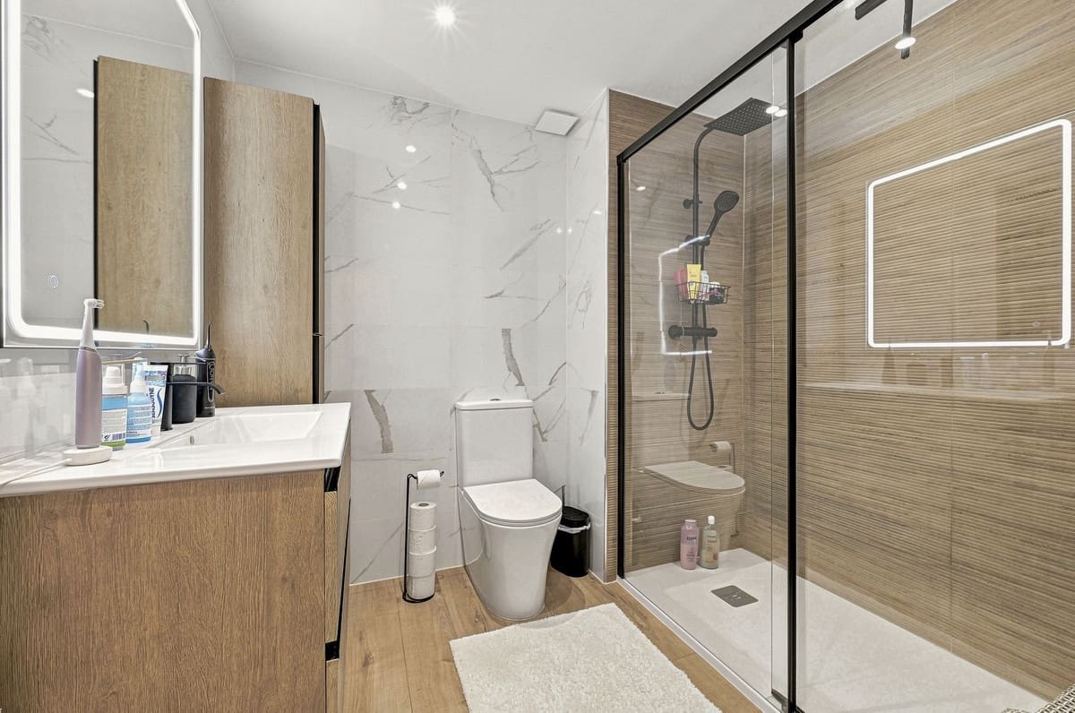 2 chambre Appartement à vendre à La Reserva avec piscine garage - 359 000 € (Ref: 9981568)