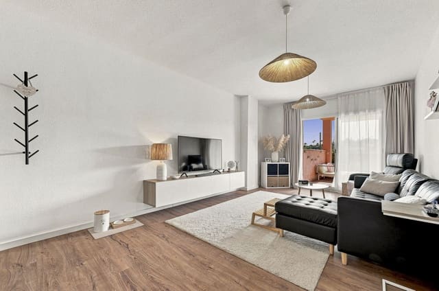 Apartamento de 2 habitaciones en La Reserva, Marbella en venta con piscina garaje - 359.000 € (Ref: 9981568)
