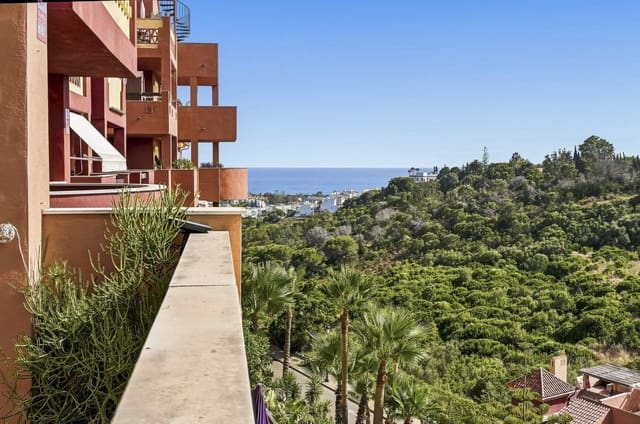 Apartamento de 2 habitaciones en La Reserva, Marbella en venta con piscina garaje - 359.000 € (Ref: 9981568)