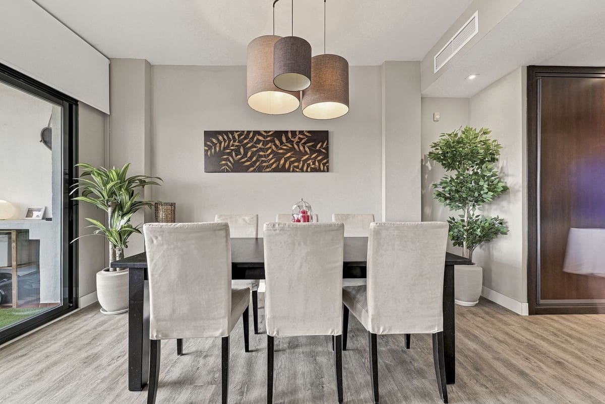 3 soverom Leilighet til salgs i Elviria med svømmebasseng garasje - € 499 000 (Ref: 9981653)
