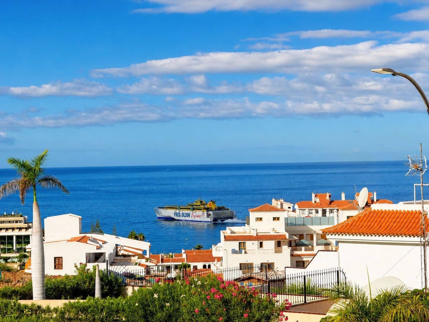 Appartement te koop in Los Cristianos met zwembad garage - € 249.000 (Ref: 10042476)