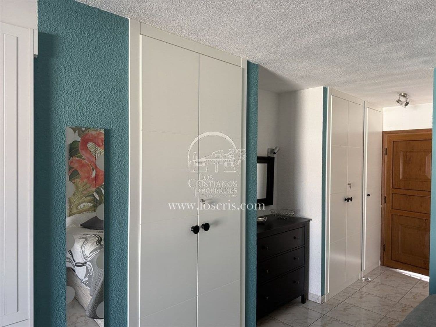 Appartement te koop in Los Cristianos met zwembad garage - € 249.000 (Ref: 10042476)