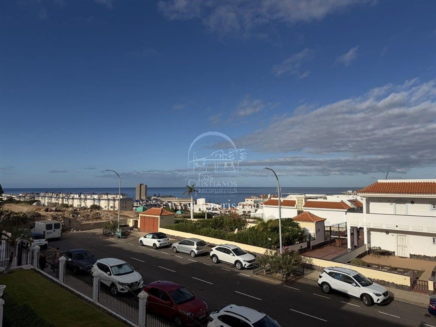 Appartement te koop in Los Cristianos met zwembad garage - € 249.000 (Ref: 10042476)