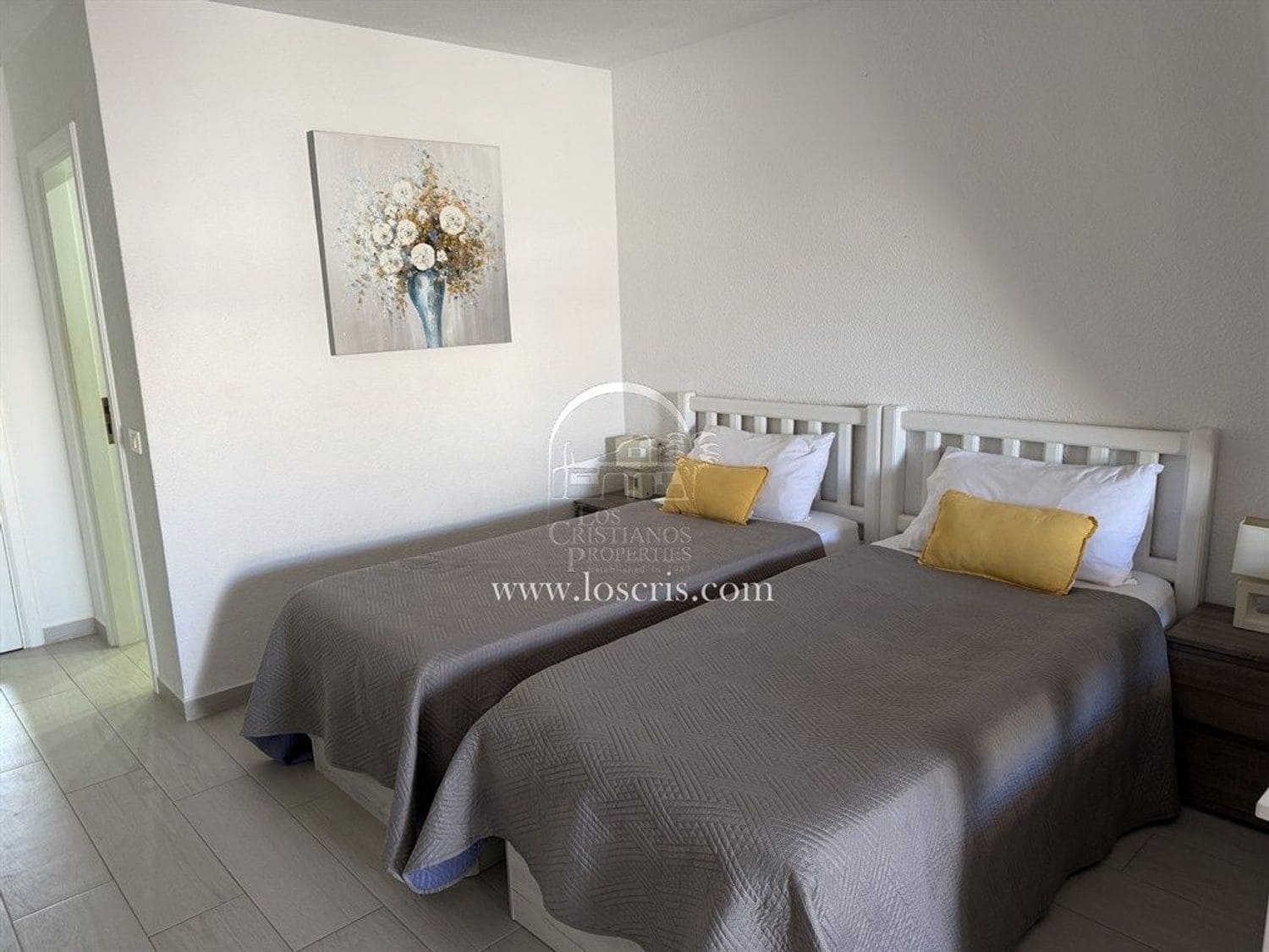 Lägenhet till salu i Los Cristianos med pool garage - 225 000 € (Ref: 10077371)