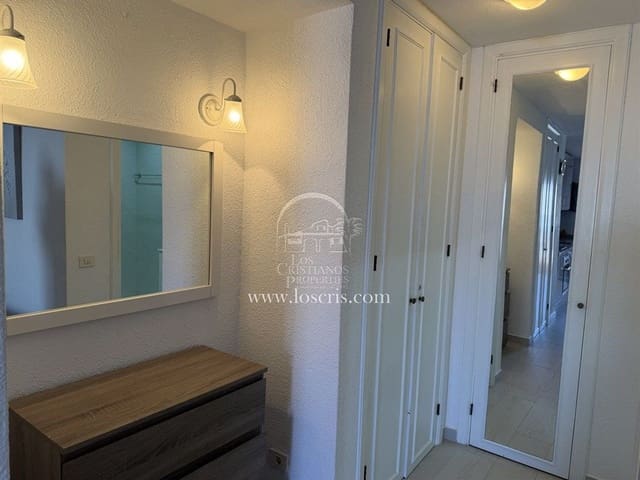 Lägenhet till salu i Los Cristianos, Arona med pool garage - 225 000 € (Ref: 10077371)