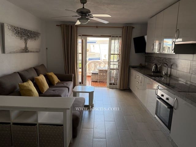 Lägenhet till salu i Los Cristianos, Arona med pool garage - 225 000 € (Ref: 10077371)