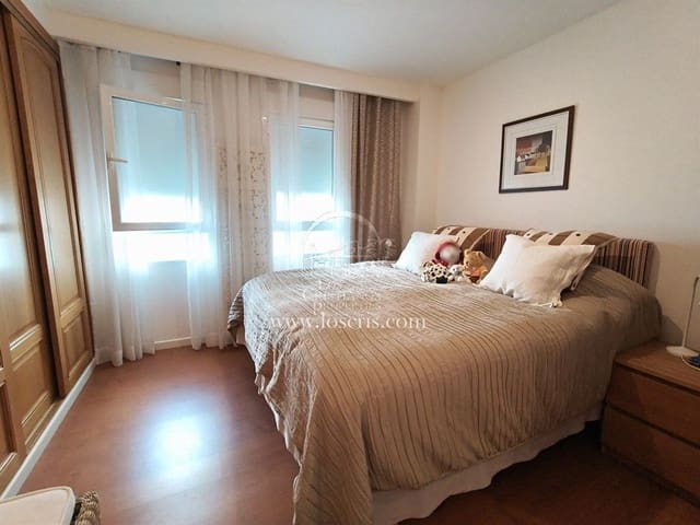 Apartamento de 2 habitaciones en Los Cristianos, Arona en venta con piscina garaje - 545.000 € (Ref: 10077372)