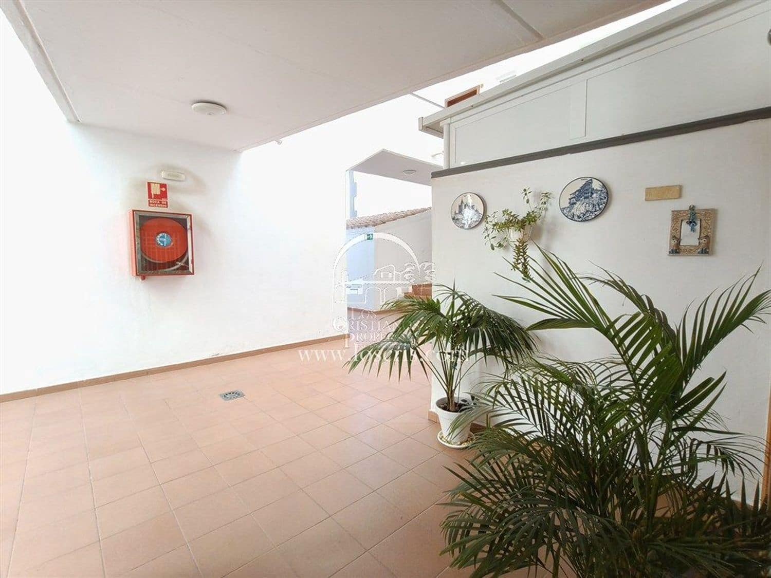 Apartamento de 2 habitaciones en Los Cristianos en venta con piscina garaje - 545.000 € (Ref: 10077372)