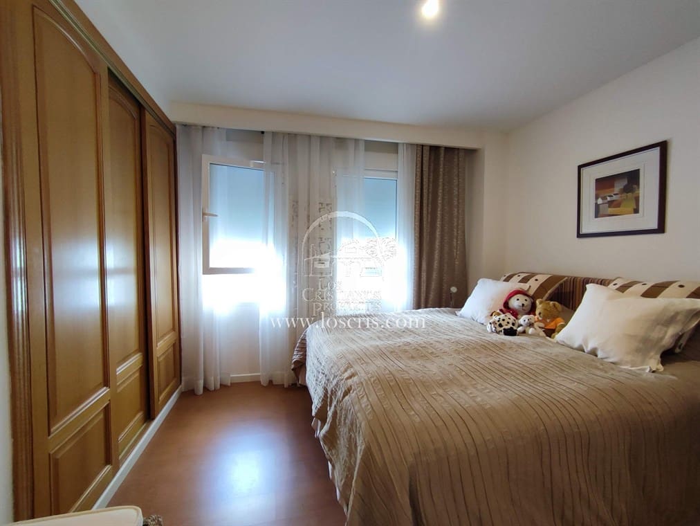 2 sypialnia Apartament na sprzedaż w Los Cristianos z basenem garażem - 545 000 € (Ref: 10077372)
