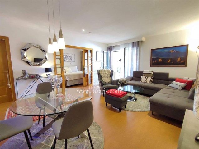 2 bedroom Apartment for sale in Los Cristianos, Arona with pool garage - € 545,000 (Ref: 10077372)