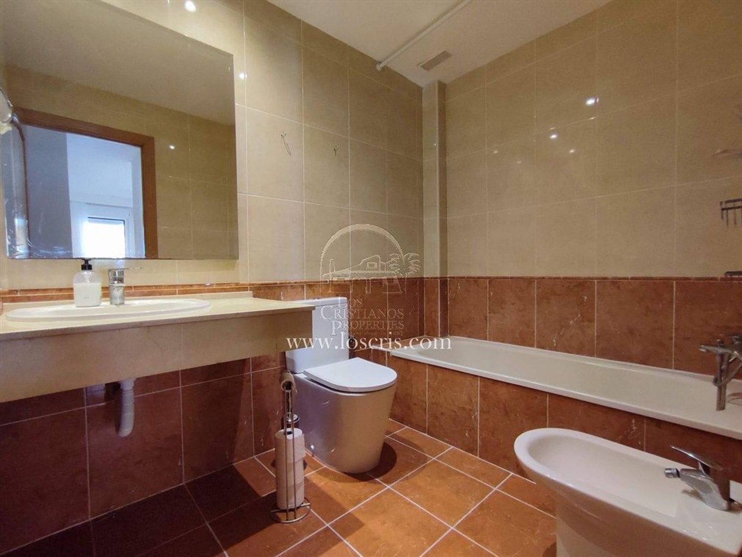 2 sypialnia Apartament na sprzedaż w Los Cristianos z basenem garażem - 545 000 € (Ref: 10077372)
