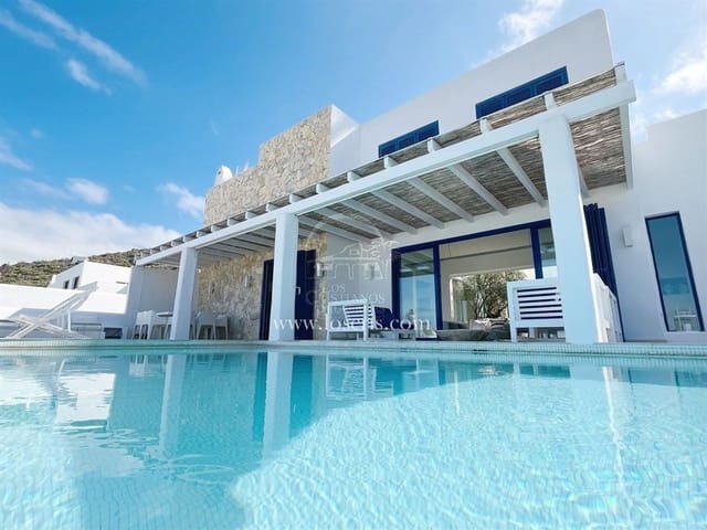 5 sovrum Villa till salu i Torviscas Centro y Alto, Adeje med pool garage - 1 750 000 € (Ref: 10077373)
