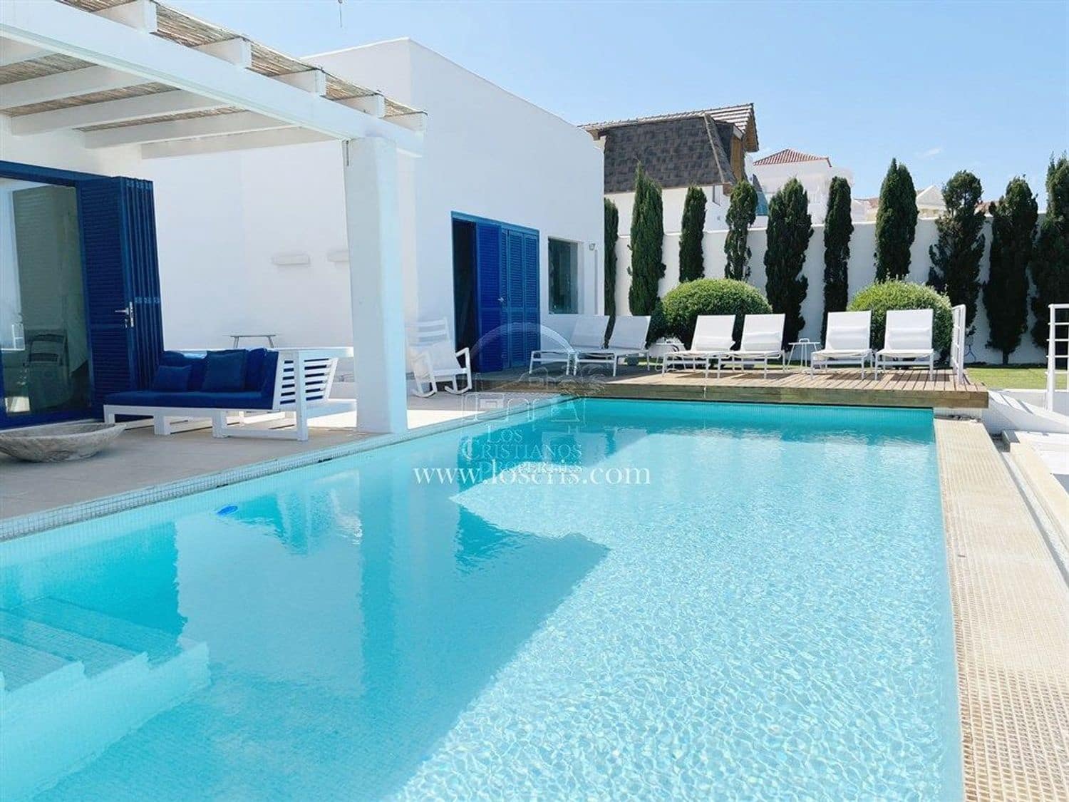 5 sovrum Villa till salu i Costa Adeje med pool garage - 1 750 000 € (Ref: 10077373)