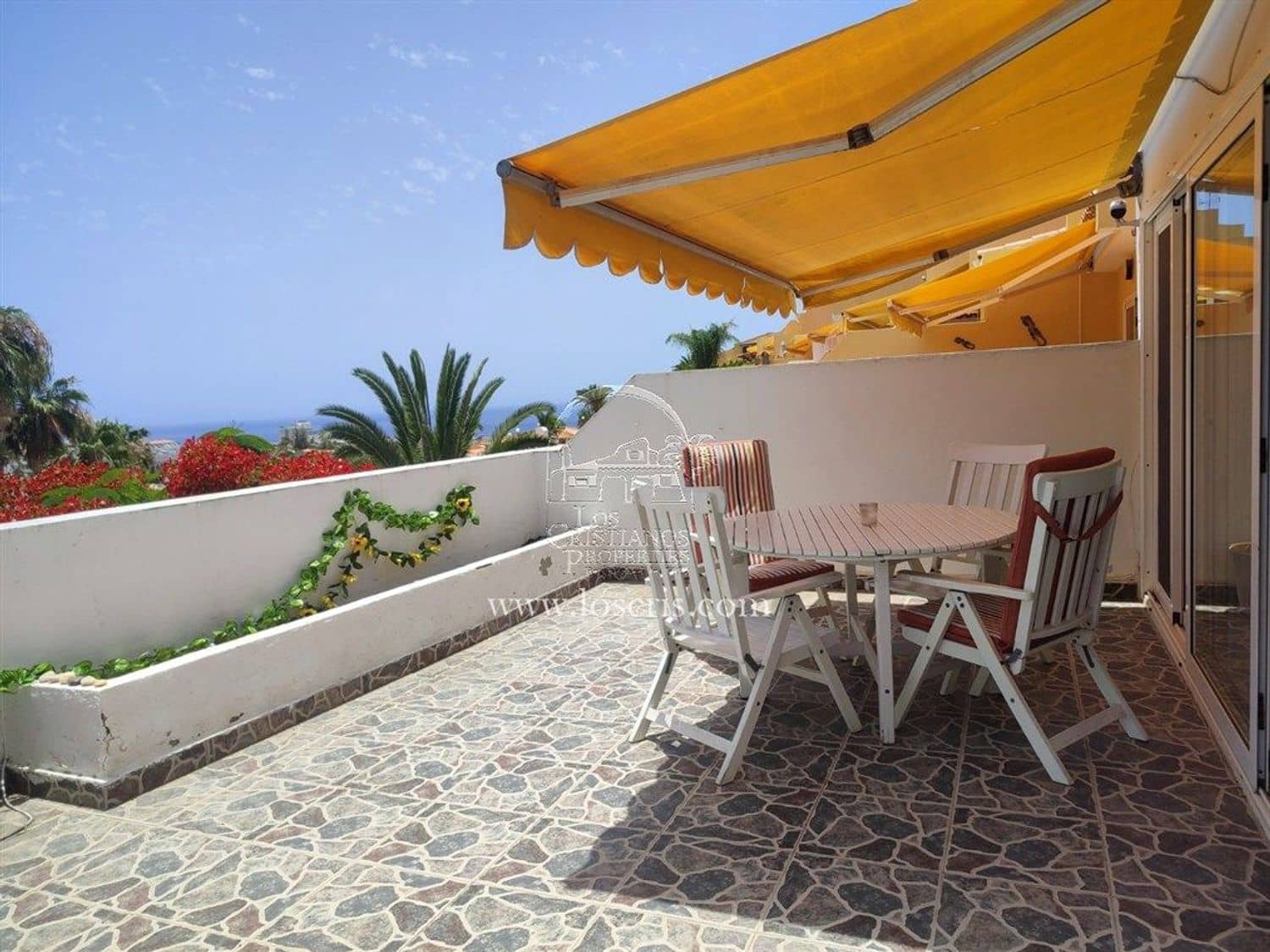 1 makuuhuone Huoneisto myytävänä paikassa Costa Adeje mukana uima-altaan 
autotalli - 285 000 € (Ref: 10097504)
