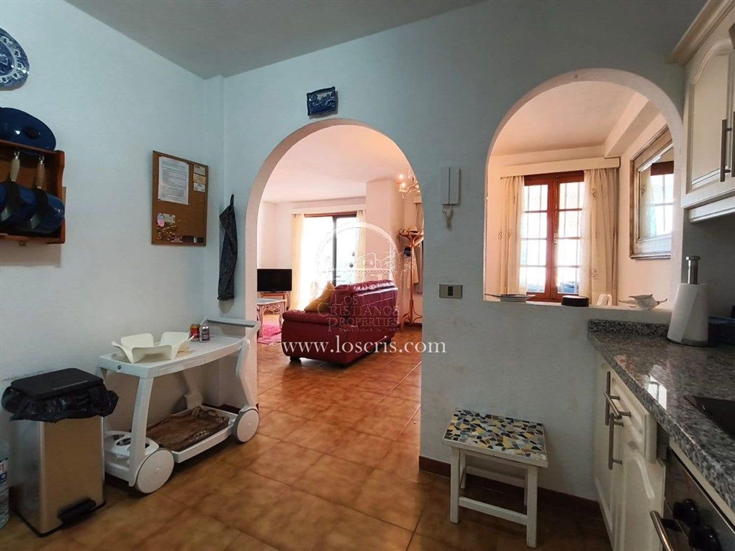 3 sypialnia Apartament na sprzedaż w Los Cristianos z basenem garażem - 649 000 € (Ref: 10099476)