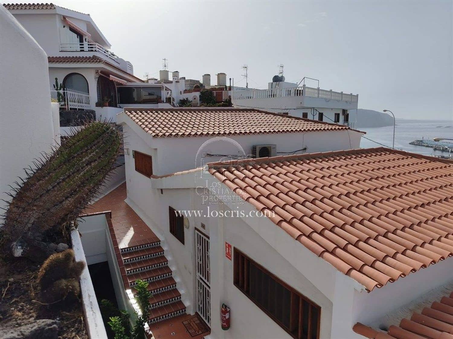 3 sypialnia Apartament na sprzedaż w Los Cristianos z basenem garażem - 649 000 € (Ref: 10099476)