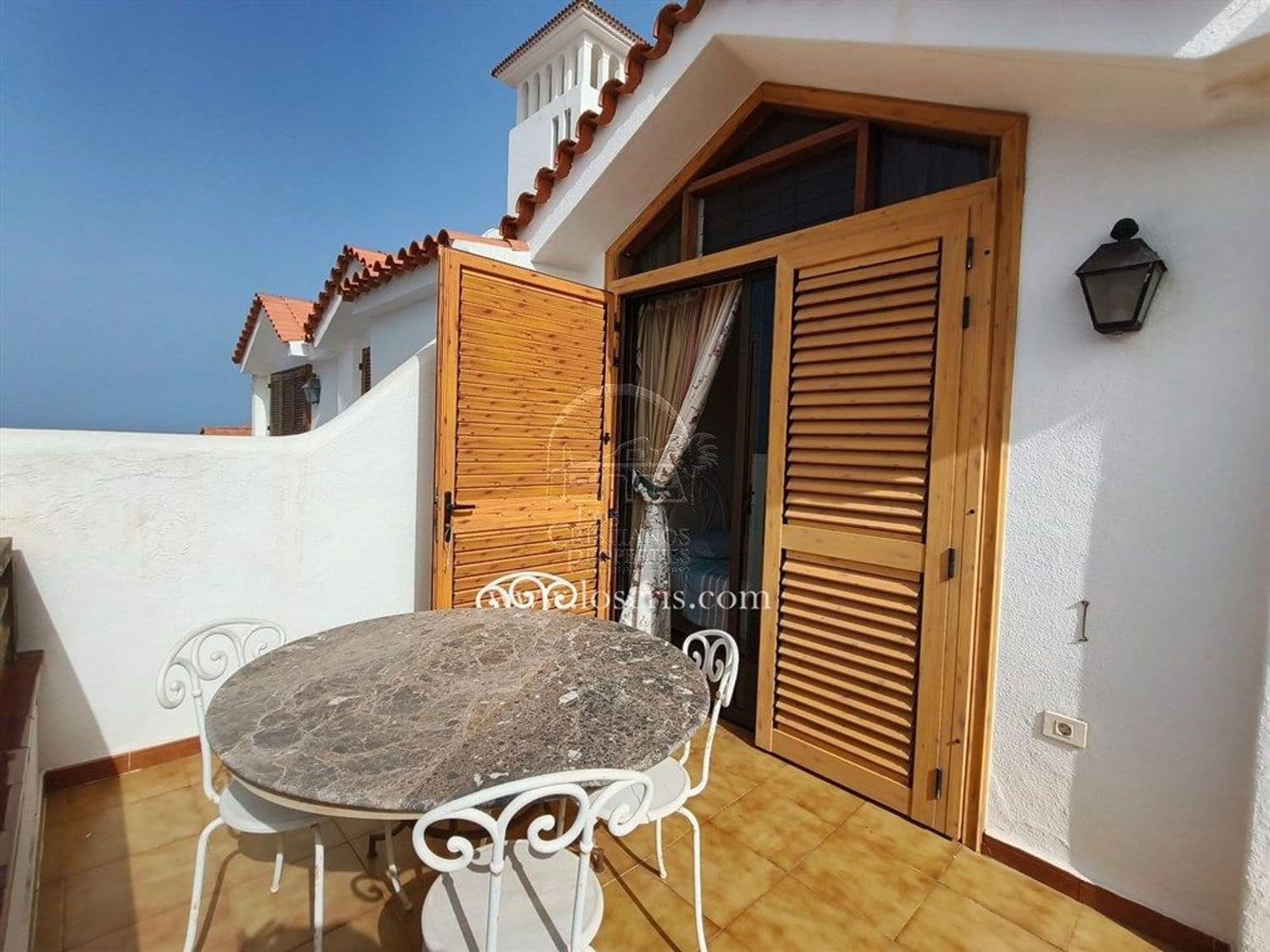 3 sypialnia Apartament na sprzedaż w Los Cristianos z basenem garażem - 649 000 € (Ref: 10099476)