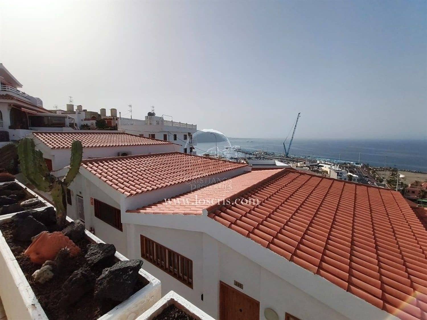 3 sypialnia Apartament na sprzedaż w Los Cristianos z basenem garażem - 649 000 € (Ref: 10099476)