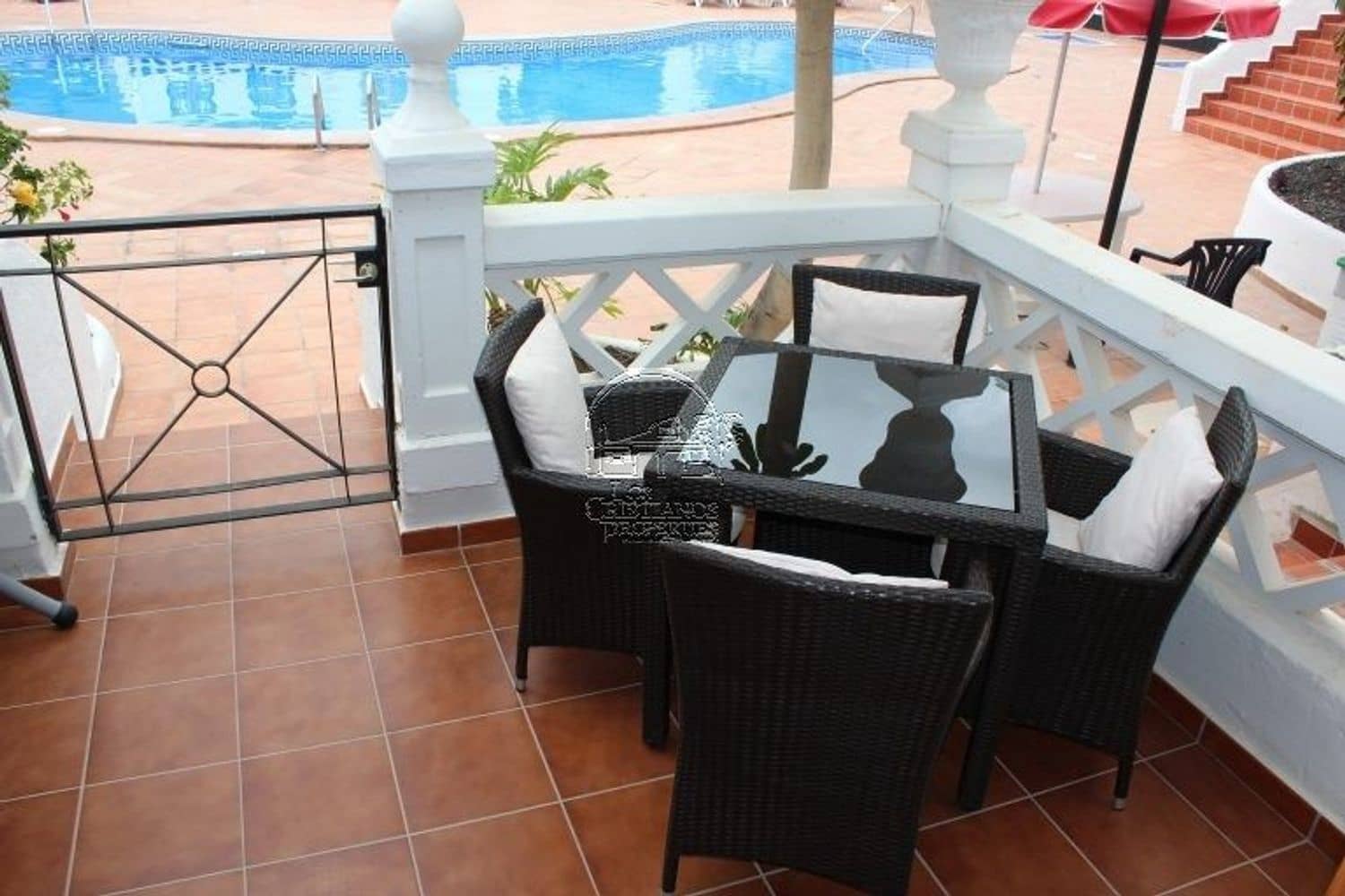 Apartment for sale in Los Cristianos with pool garage - € 219,000 (Ref: 10127642)