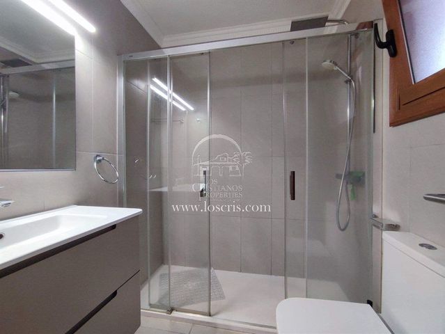 Lejlighed til salg i Los Cristianos, Arona med swimmingpool garage - € 219.000 (Ref: 10127642)